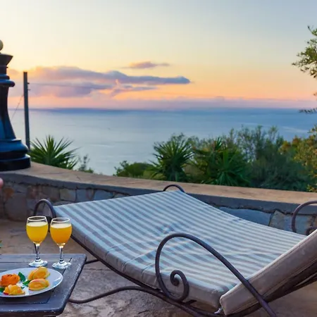 Arte Mare Blu Villa *