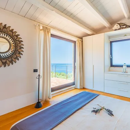 Villa Arte Mare Blu *